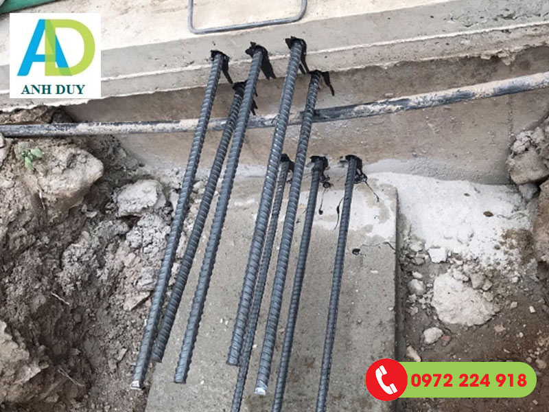 Đảm bảo mối tương quan giữa đường kính cốt thép - đường kính lỗ khoan và chiều sâu mũi khoan